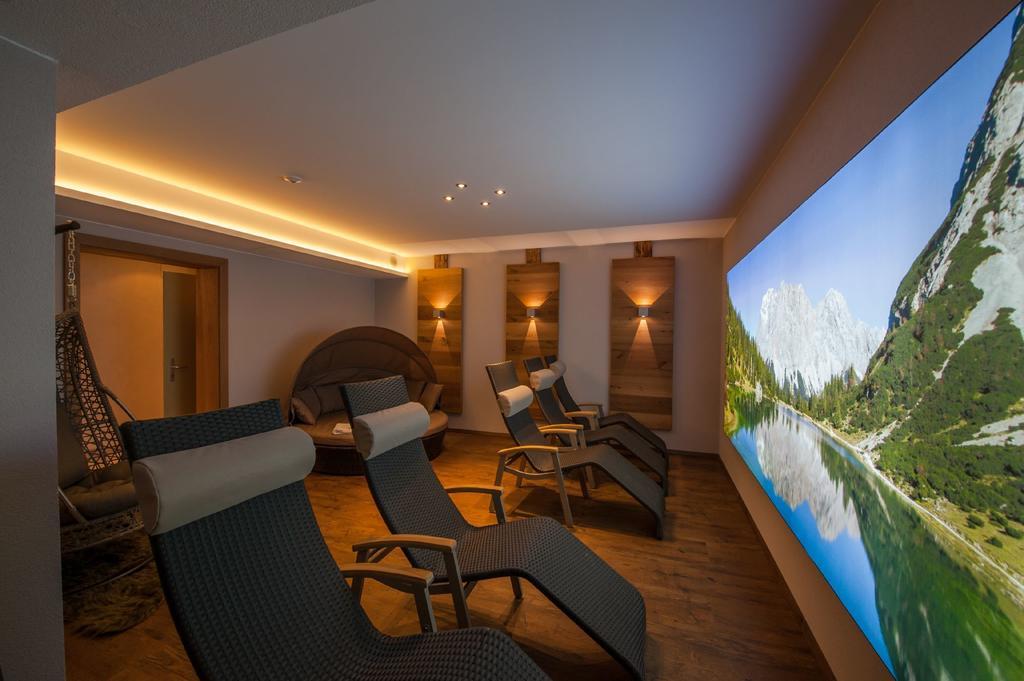 Rustika - Appartements & Spa Ehrwald Exterior photo