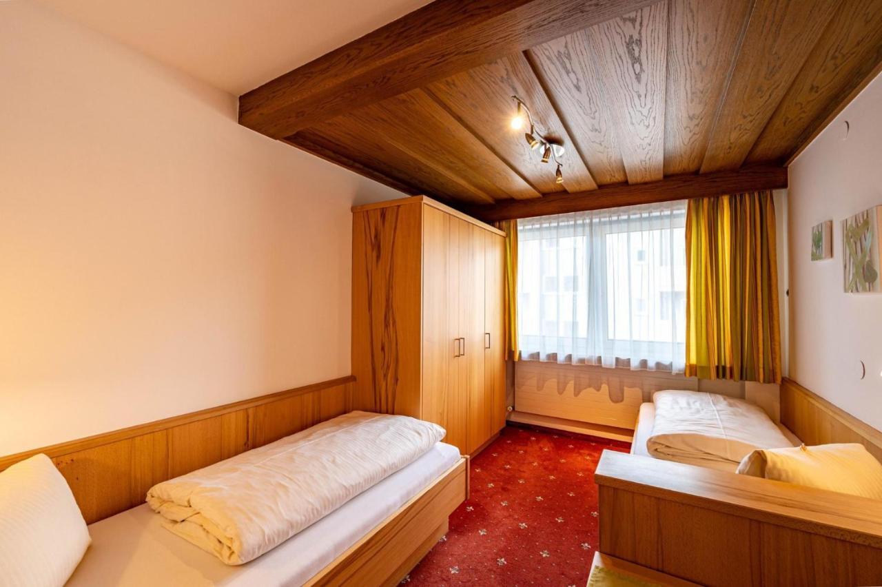 Rustika - Appartements & Spa Ehrwald Exterior photo