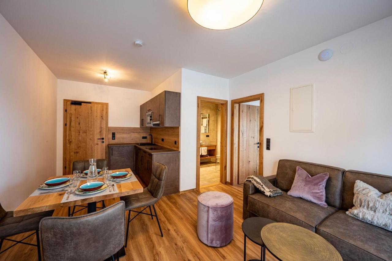 Rustika - Appartements & Spa Ehrwald Exterior photo