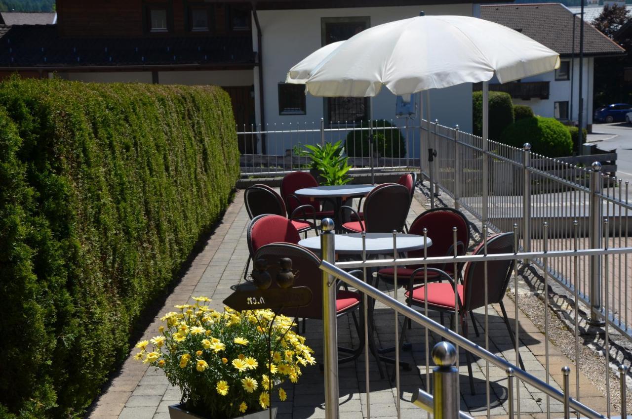 Rustika - Appartements & Spa Ehrwald Exterior photo